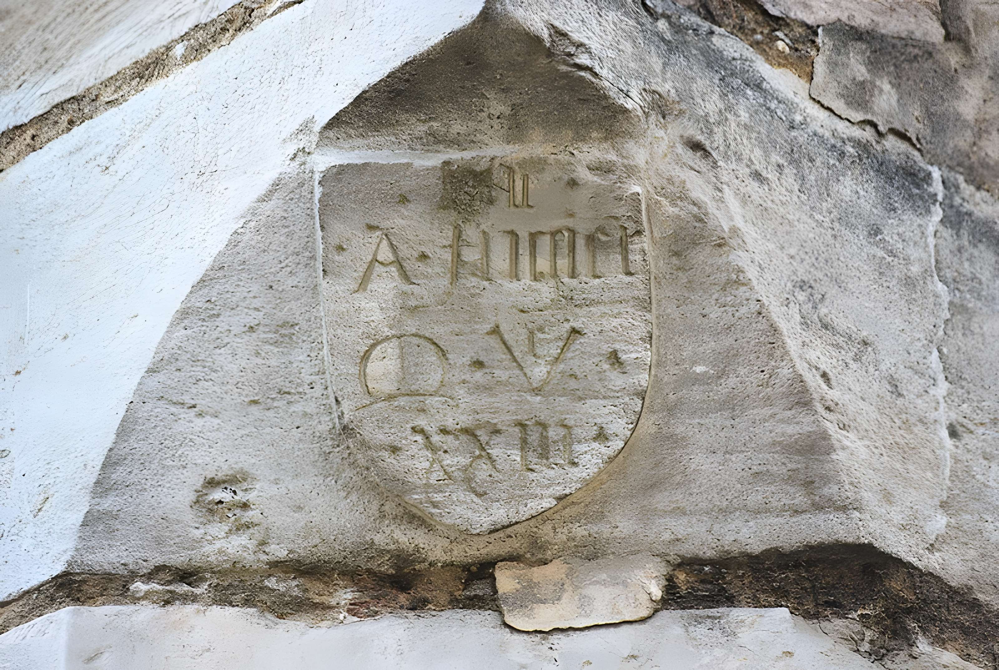 Niche avec statuette