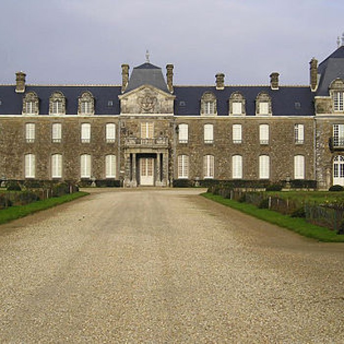 Photo de Château de Caradeuc également sur communes de Longaulnay 35 et Saint-Pern 35