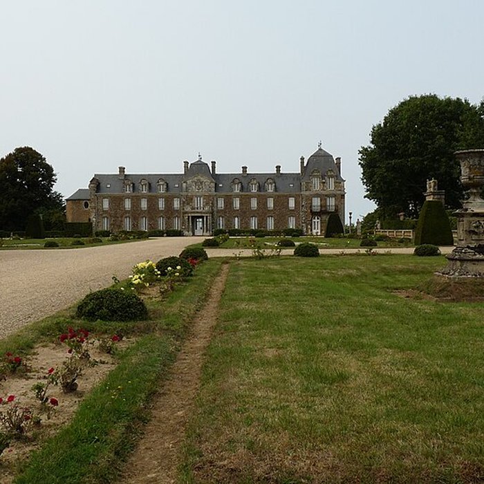 Photo de Château de Caradeuc également sur communes de Longaulnay 35 et Saint-Pern 35