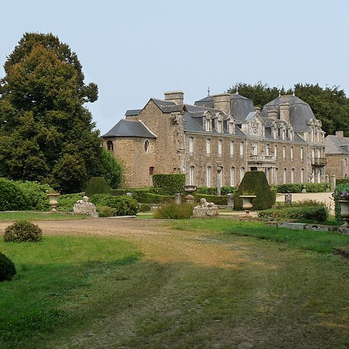 Photo de Château de Caradeuc également sur communes de Longaulnay 35 et Saint-Pern 35