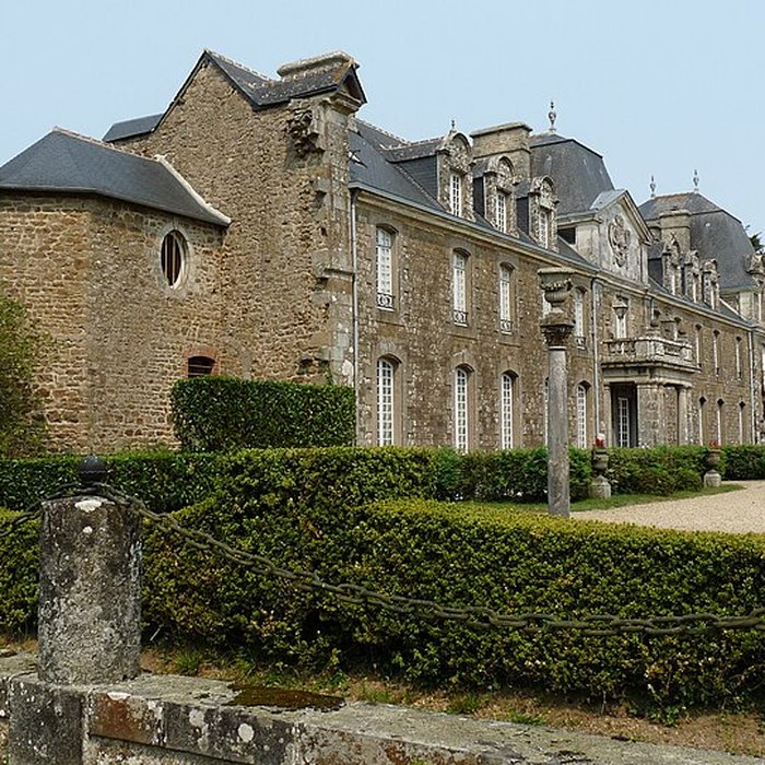 Photo de Château de Caradeuc également sur communes de Longaulnay 35 et Saint-Pern 35