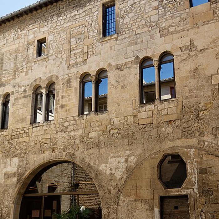 Photo de Hôtel de ville dArles