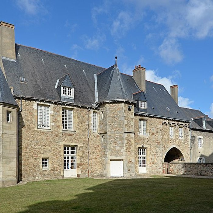Photo de Ancienne abbaye Saint-Vincent, actuellement lycée Bellevue