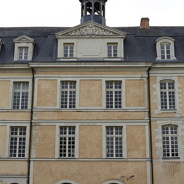 Photo de Ancienne abbaye Saint-Vincent, actuellement lycée Bellevue