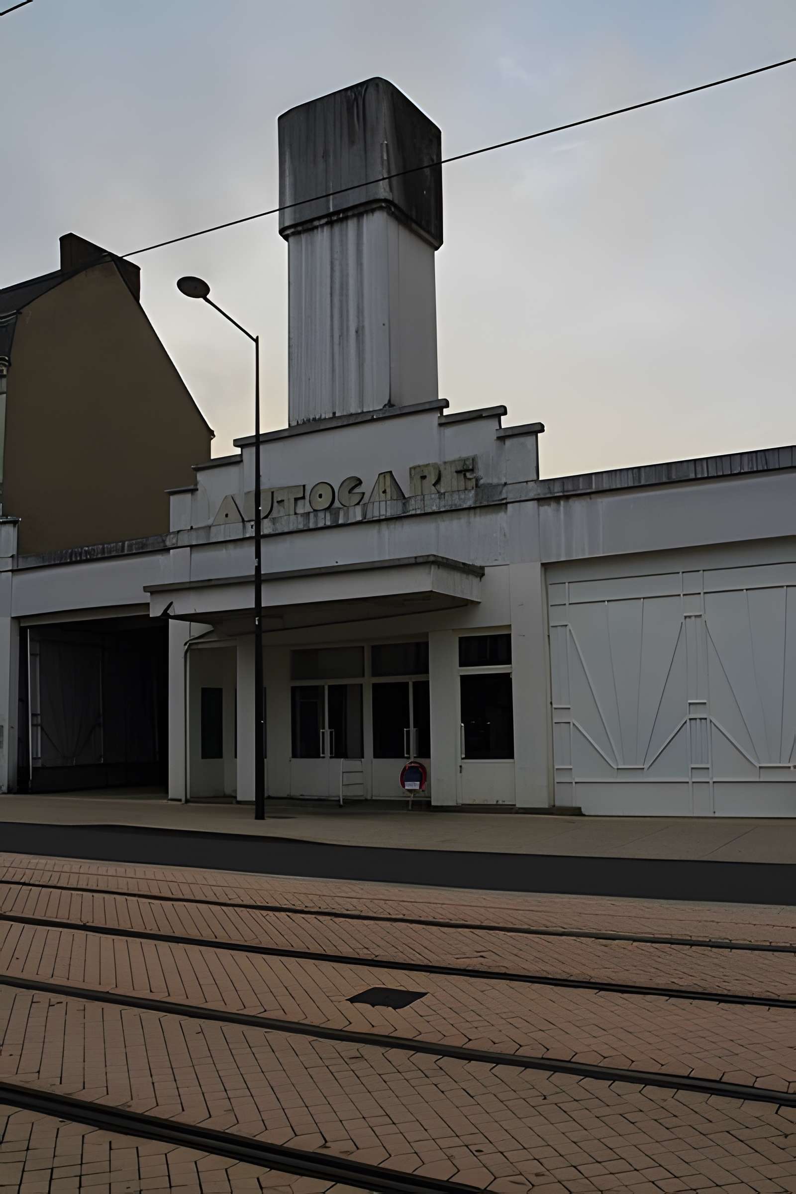 Autogare de la S.T.A.O. (Société des transports automobiles de l'Ouest)