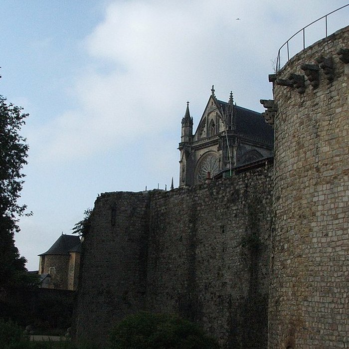Photo de Château des Comtes du Maine
