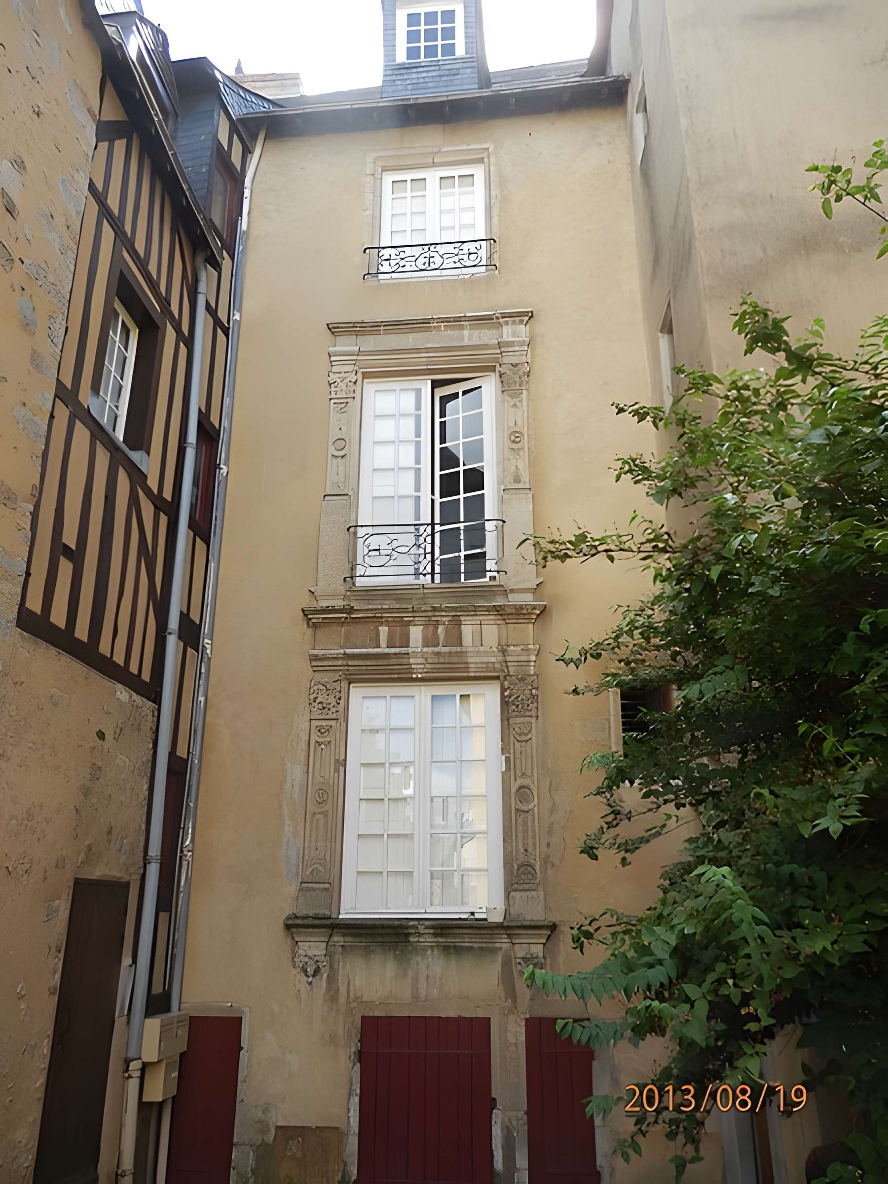Escalier de la Grande-Rue à la rue de Vaux