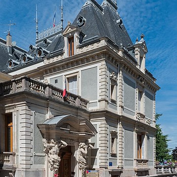 Photo de Hôtel de ville dÉvian-les-Bains