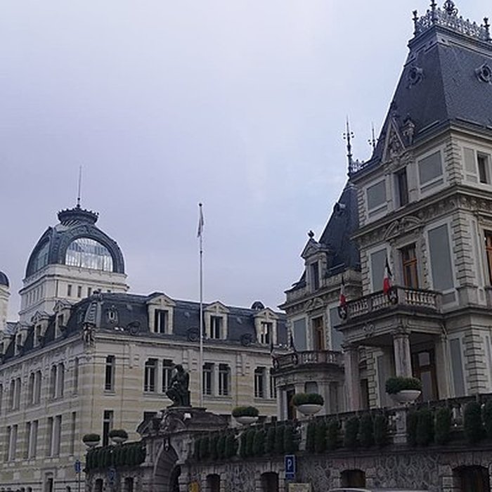 Photo de Hôtel de ville dÉvian-les-Bains