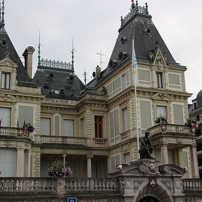 Photo de Hôtel de ville dÉvian-les-Bains