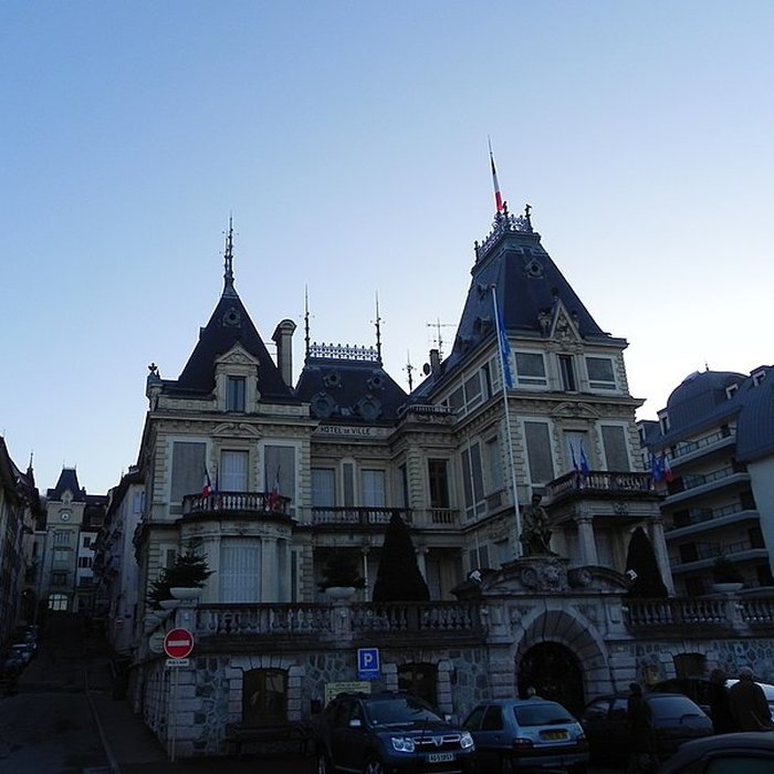 Photo de Hôtel de ville dÉvian-les-Bains
