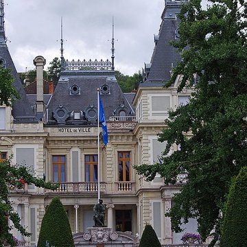Hôtel de ville dÉvian-les-Bains