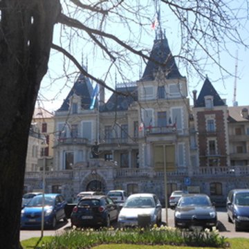 Hôtel de ville dÉvian-les-Bains