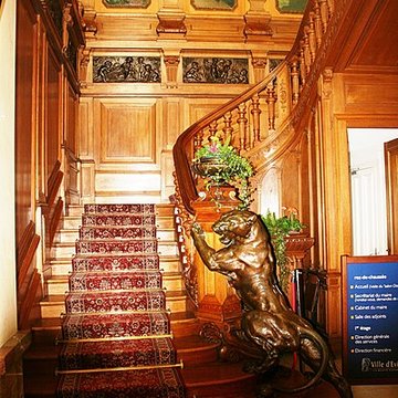 Hôtel de ville dÉvian-les-Bains