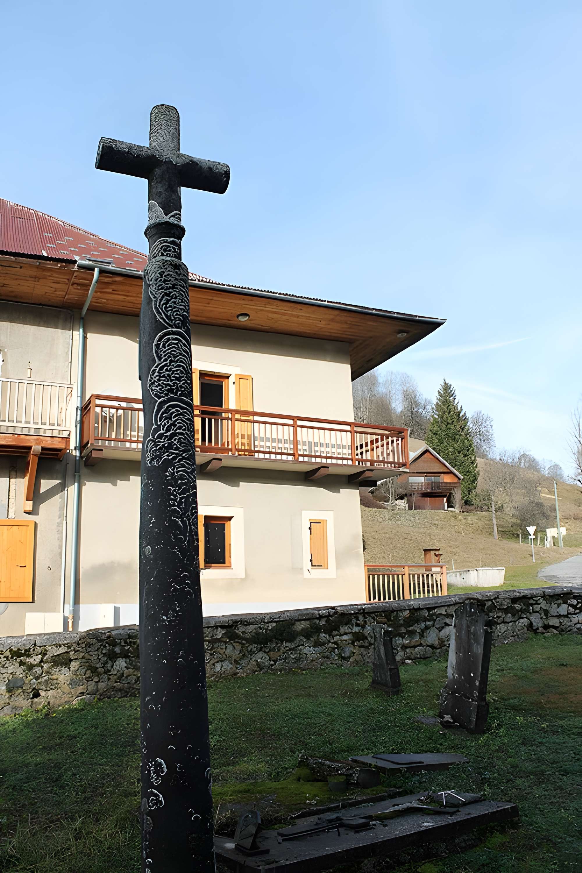 Croix de cimetière de la Correrie