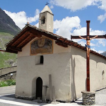 Eglise, chapelles et oratoires