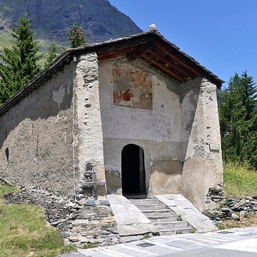 Eglise, chapelles et oratoires