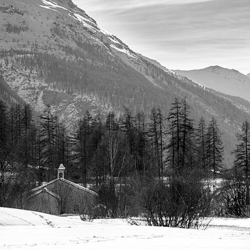 Eglise, chapelles et oratoires