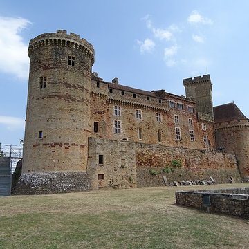 Château de Castelnau Bretenoux