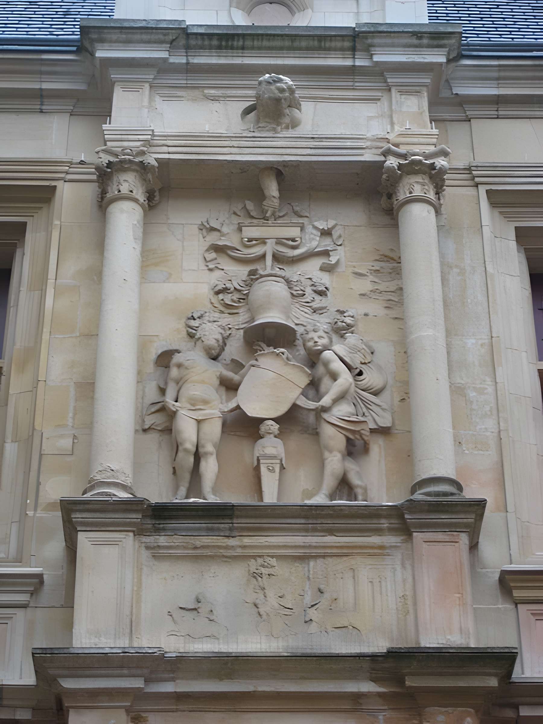 Hôtel d'Escoville à Caen