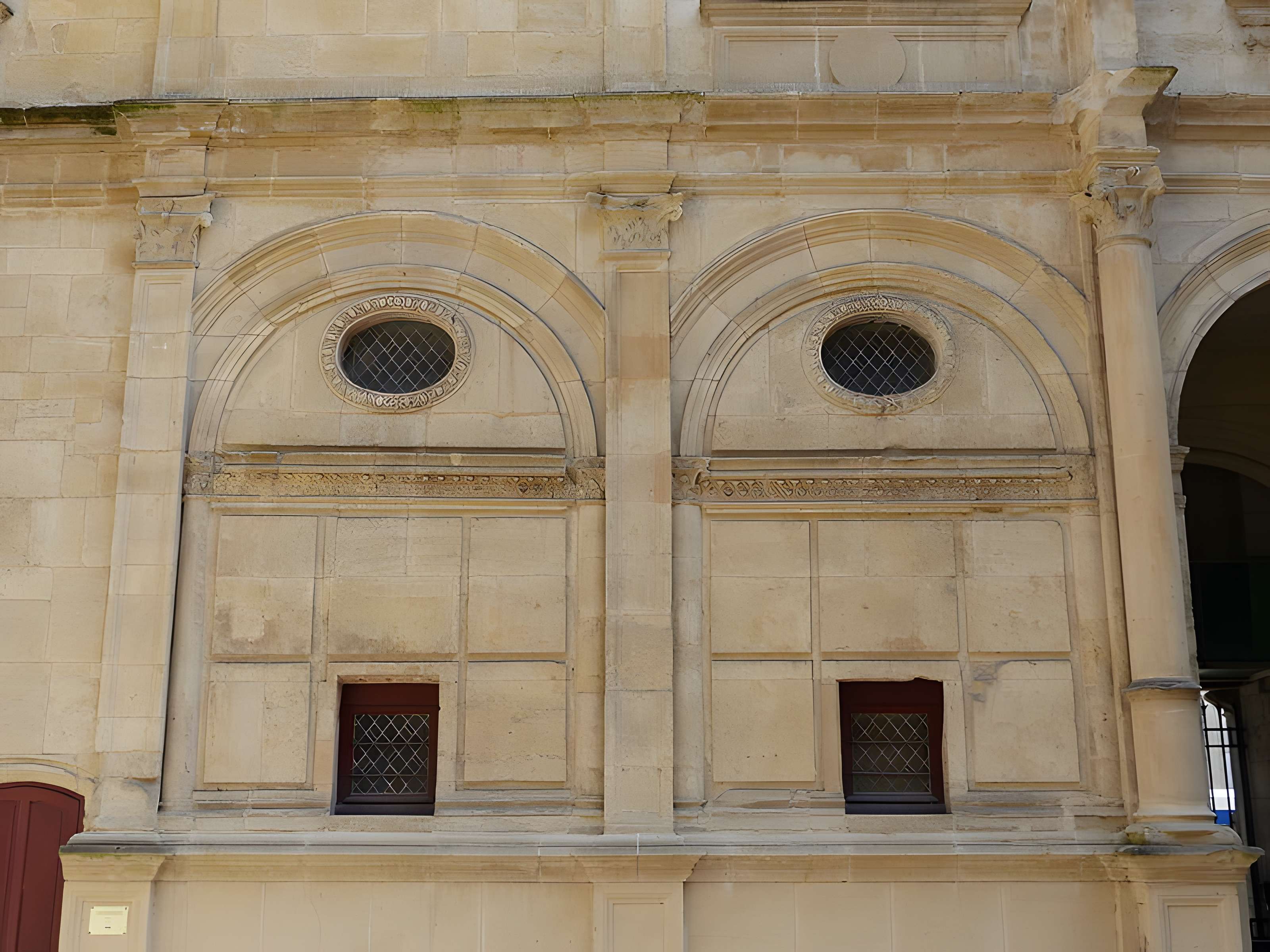 Hôtel d'Escoville à Caen