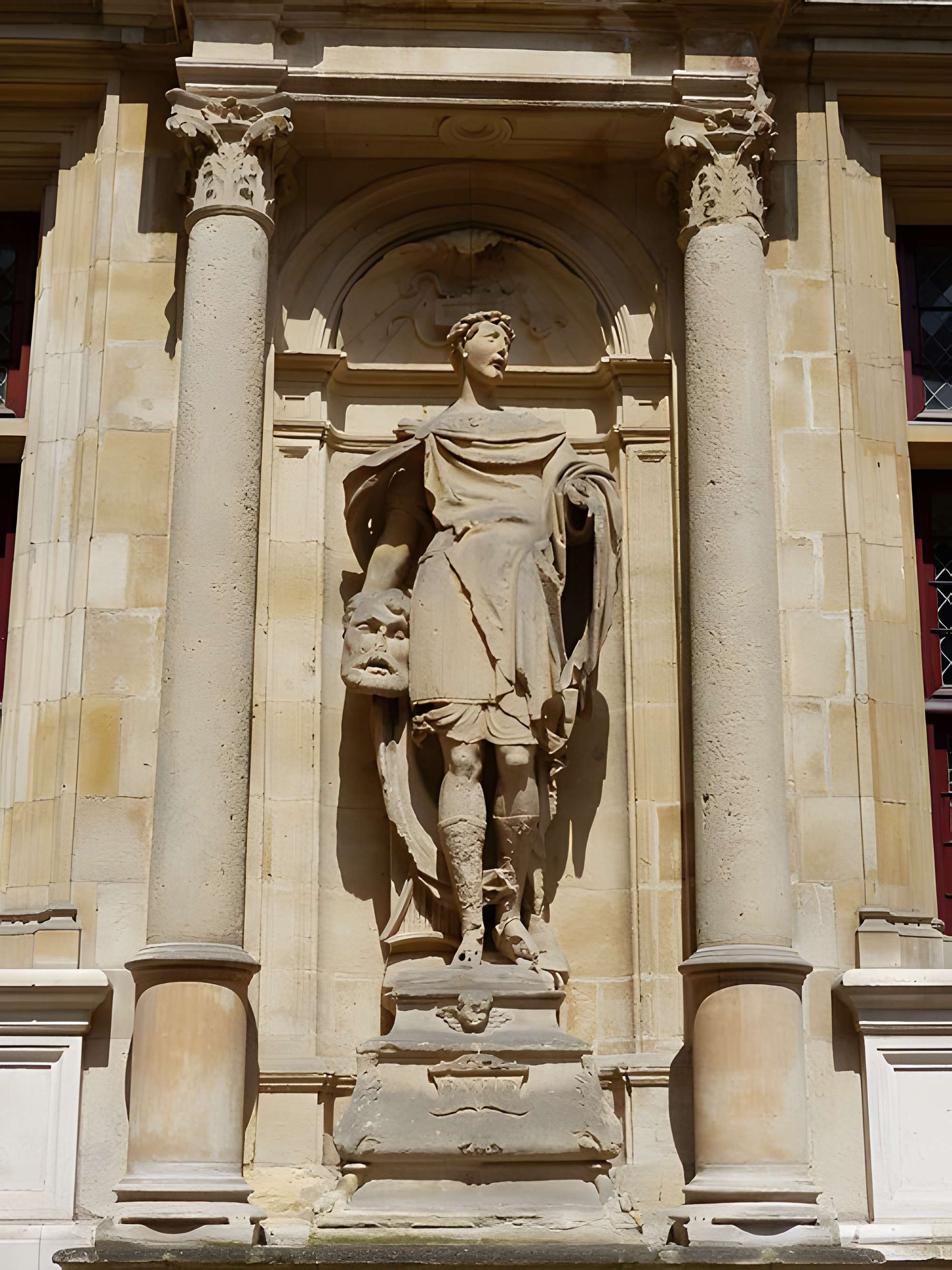 Hôtel d'Escoville à Caen
