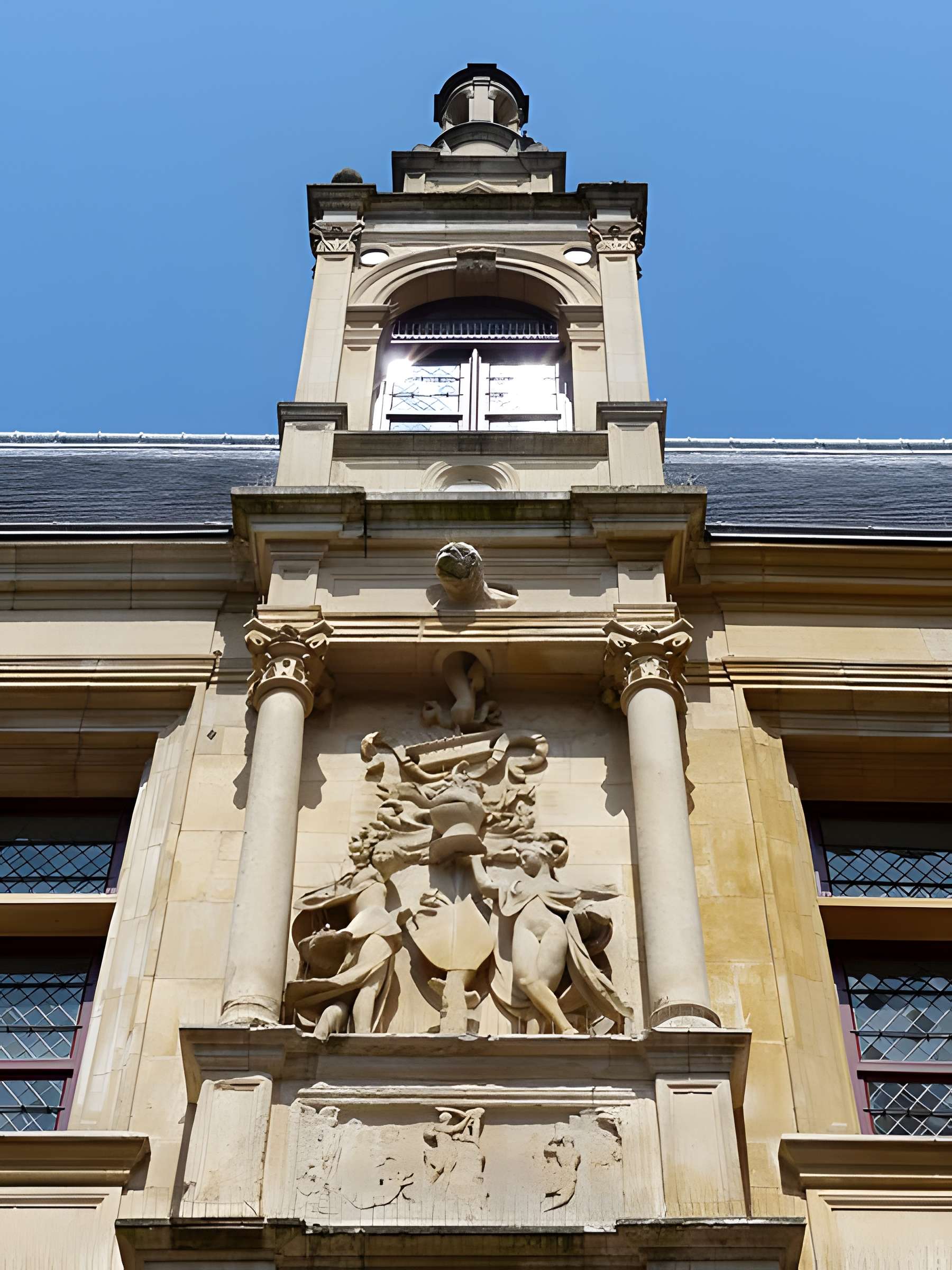 Hôtel d'Escoville à Caen