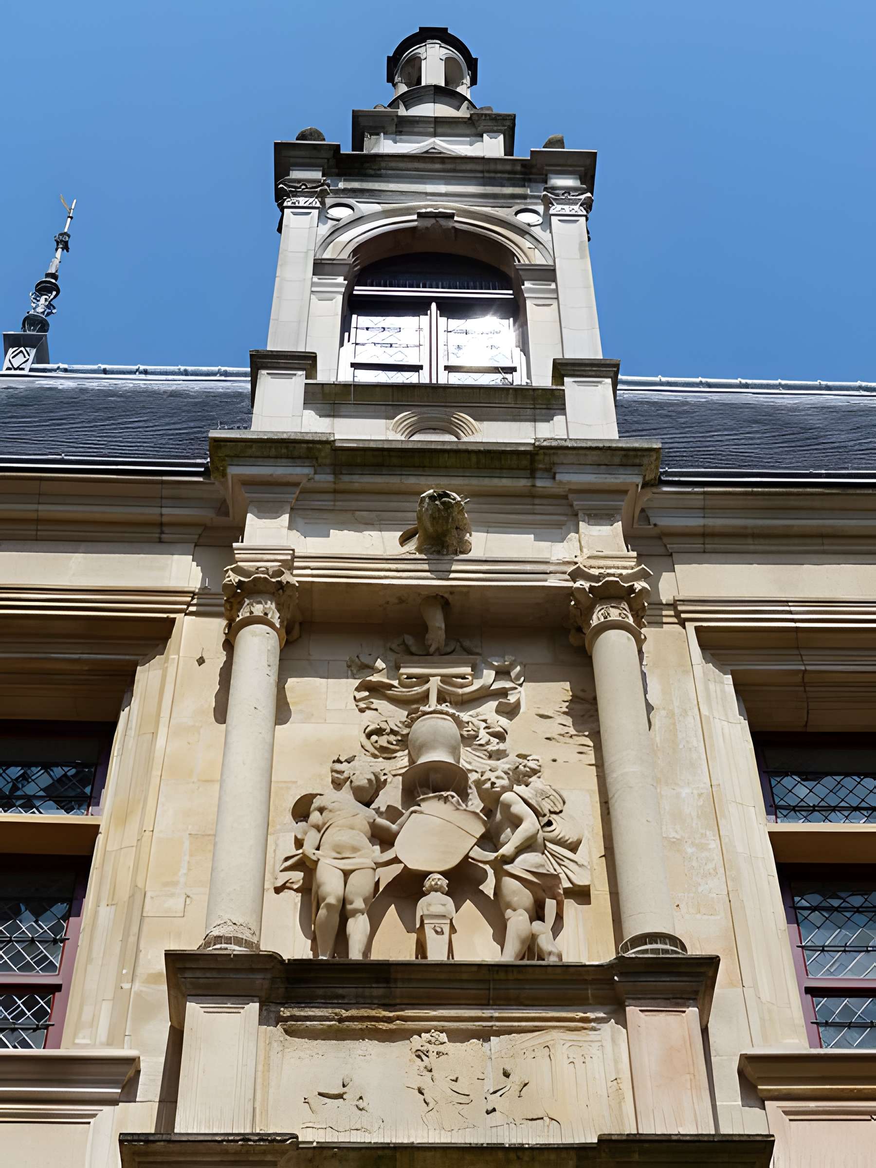 Hôtel d'Escoville à Caen