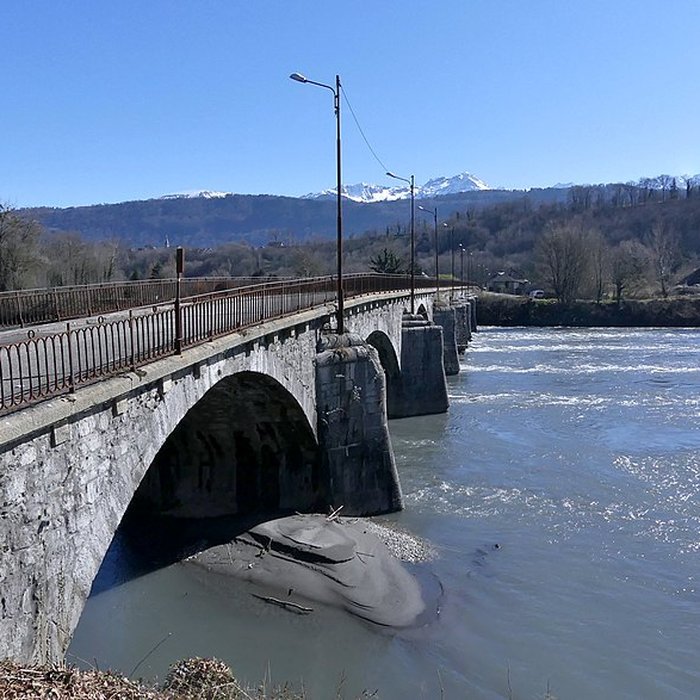 Photo de Pont Morens également sur commune de Montmélian