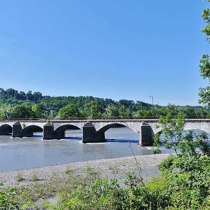 Photo de Pont Morens également sur commune de Montmélian