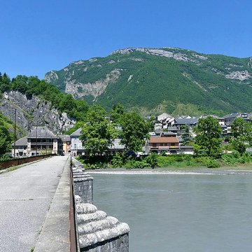 Pont Morens également sur commune de Montmélian