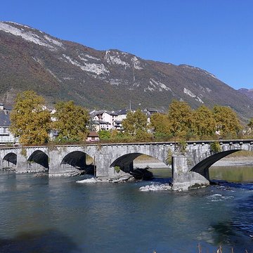 Pont Morens également sur commune de Montmélian