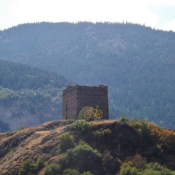 Photo de Tour du Châtel