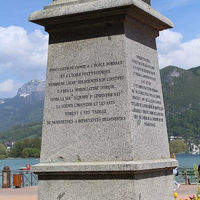 Photo de Statue de Berthollet