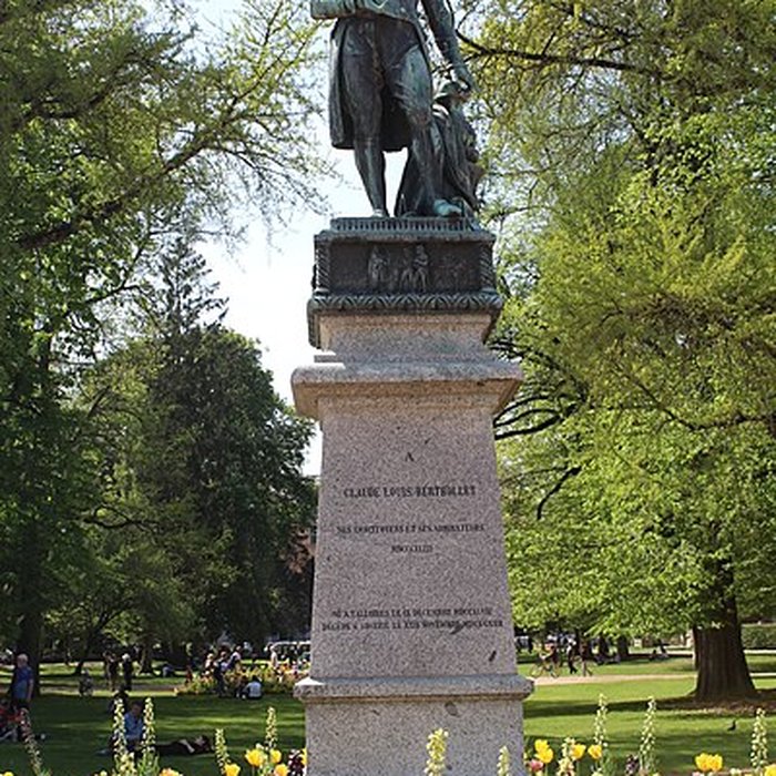 Photo de Statue de Berthollet