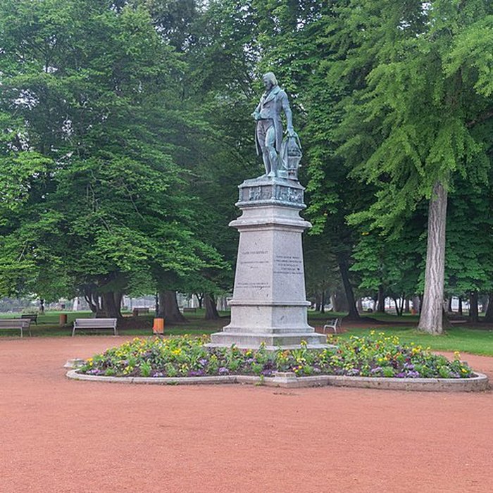 Photo de Statue de Berthollet