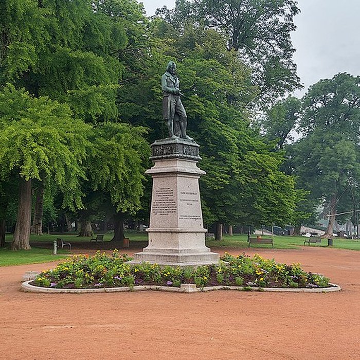 Photo de Statue de Berthollet