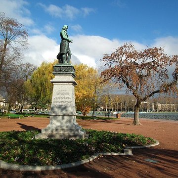 Statue de Berthollet