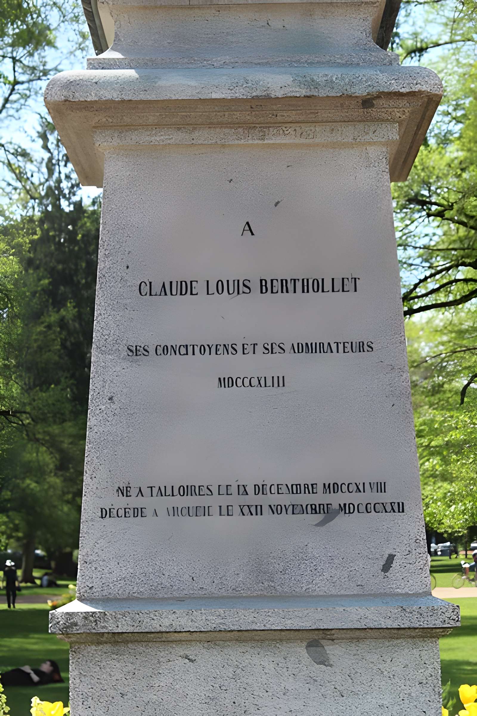 Statue de Berthollet