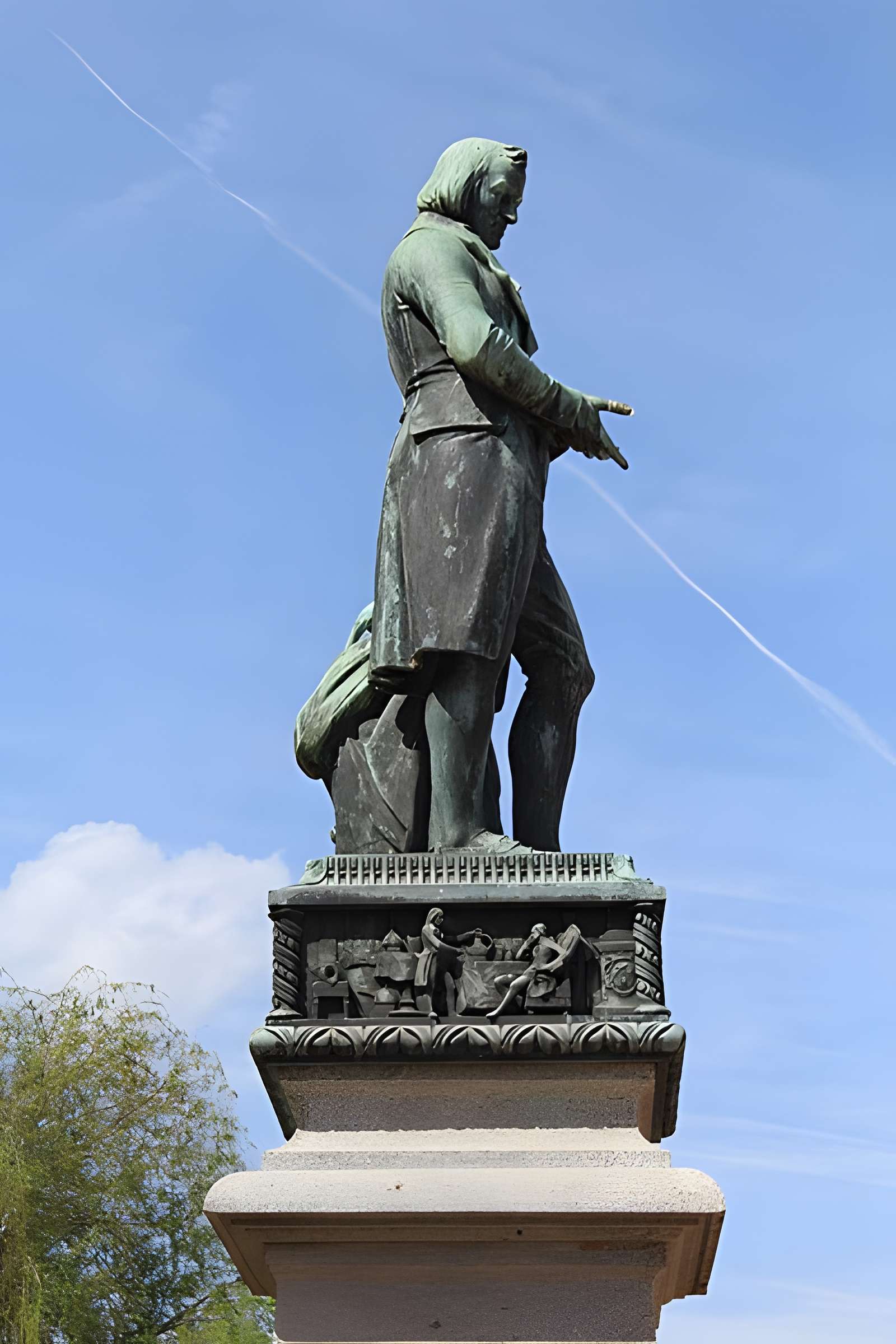 Statue de Berthollet