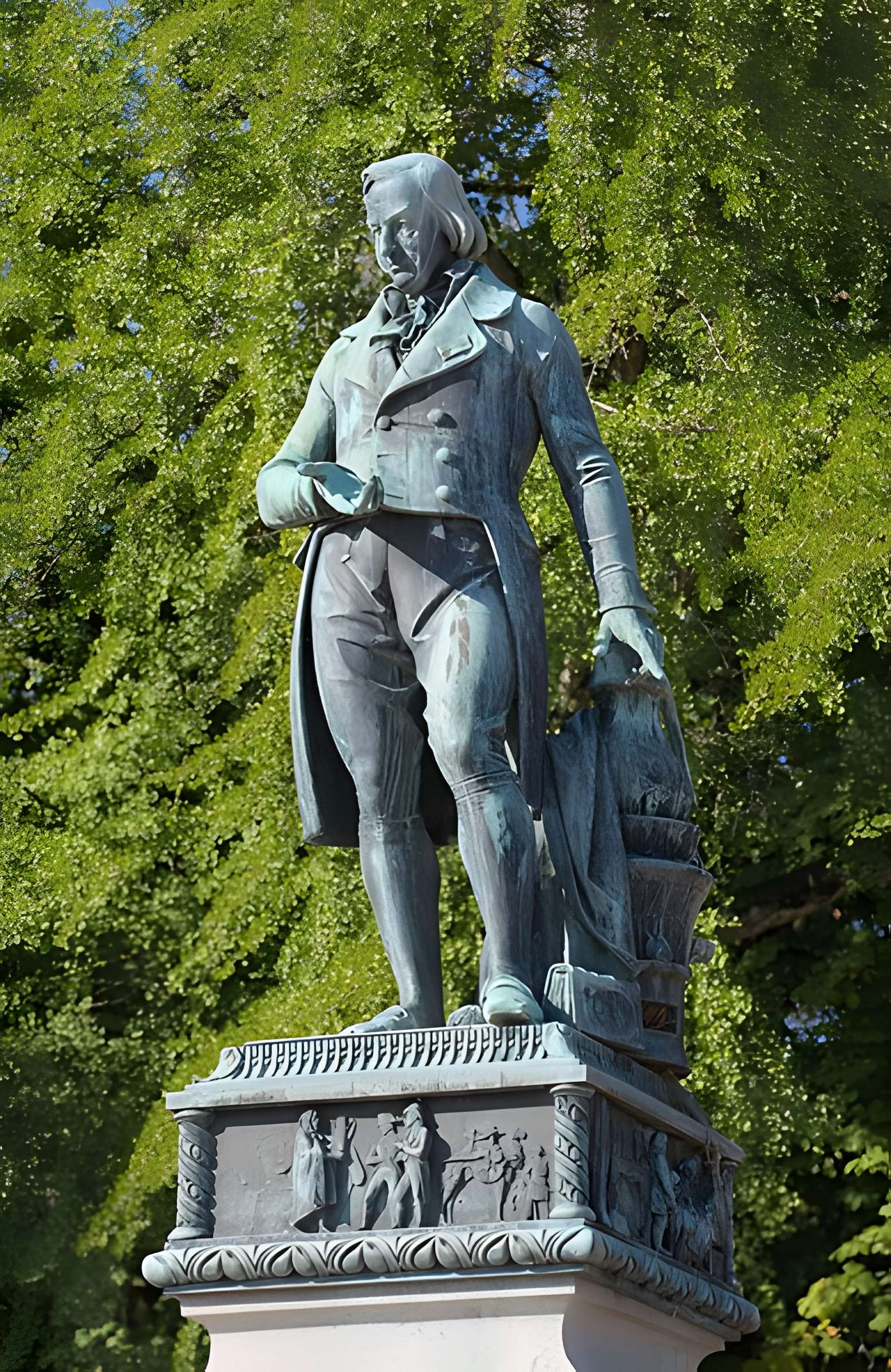 Statue de Berthollet