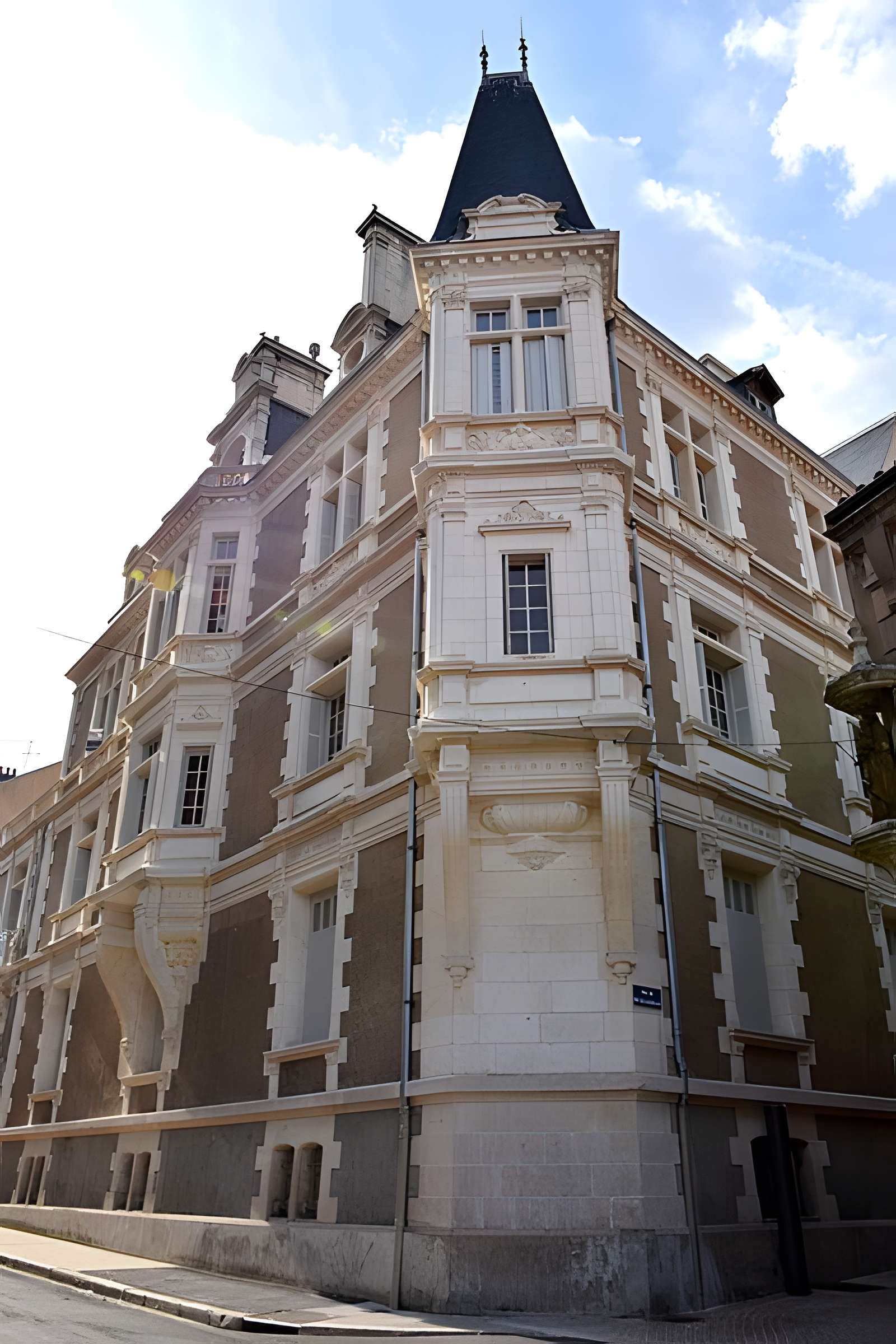 Hôtel Jean Beaucé à Poitiers