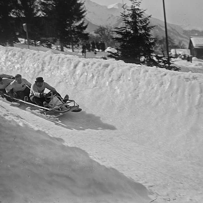 Photo de Ancienne piste de bobsleigh