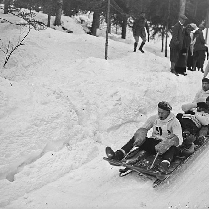 Photo de Ancienne piste de bobsleigh