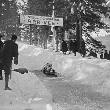 Ancienne piste de bobsleigh