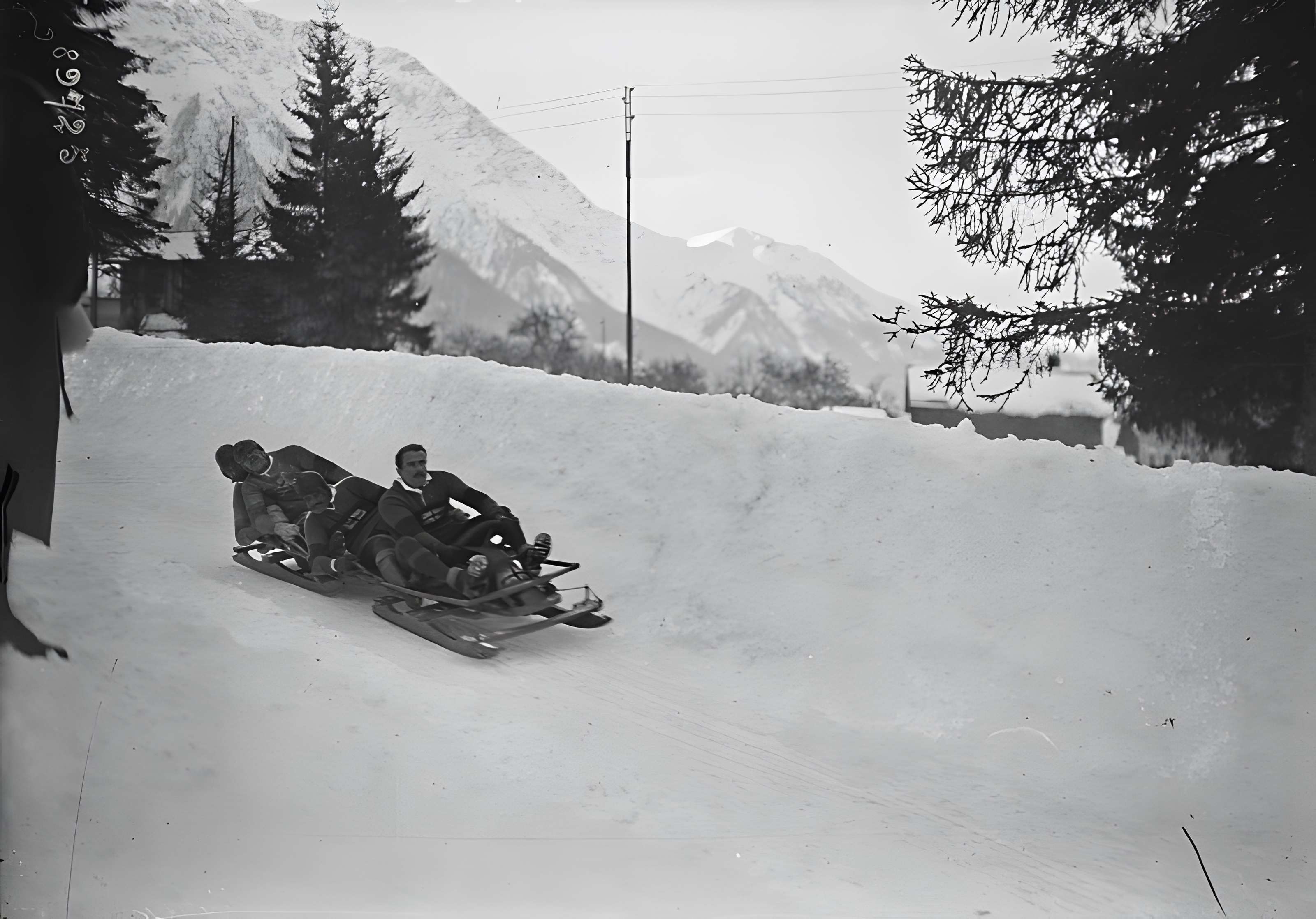 Ancienne piste de bobsleigh