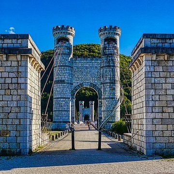 Pont suspendu de la Caille également sur commune dAllonzier-la-Caille