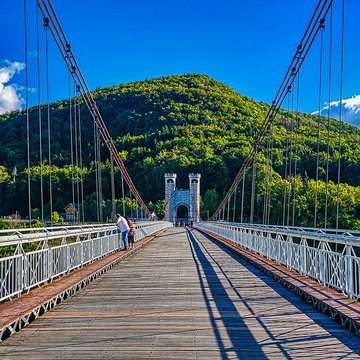 Pont suspendu de la Caille également sur commune dAllonzier-la-Caille