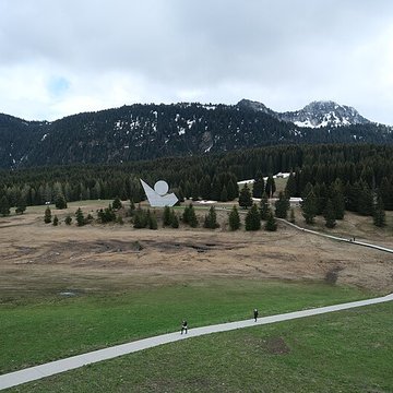 Monument à la Résistance du plateau des Glières