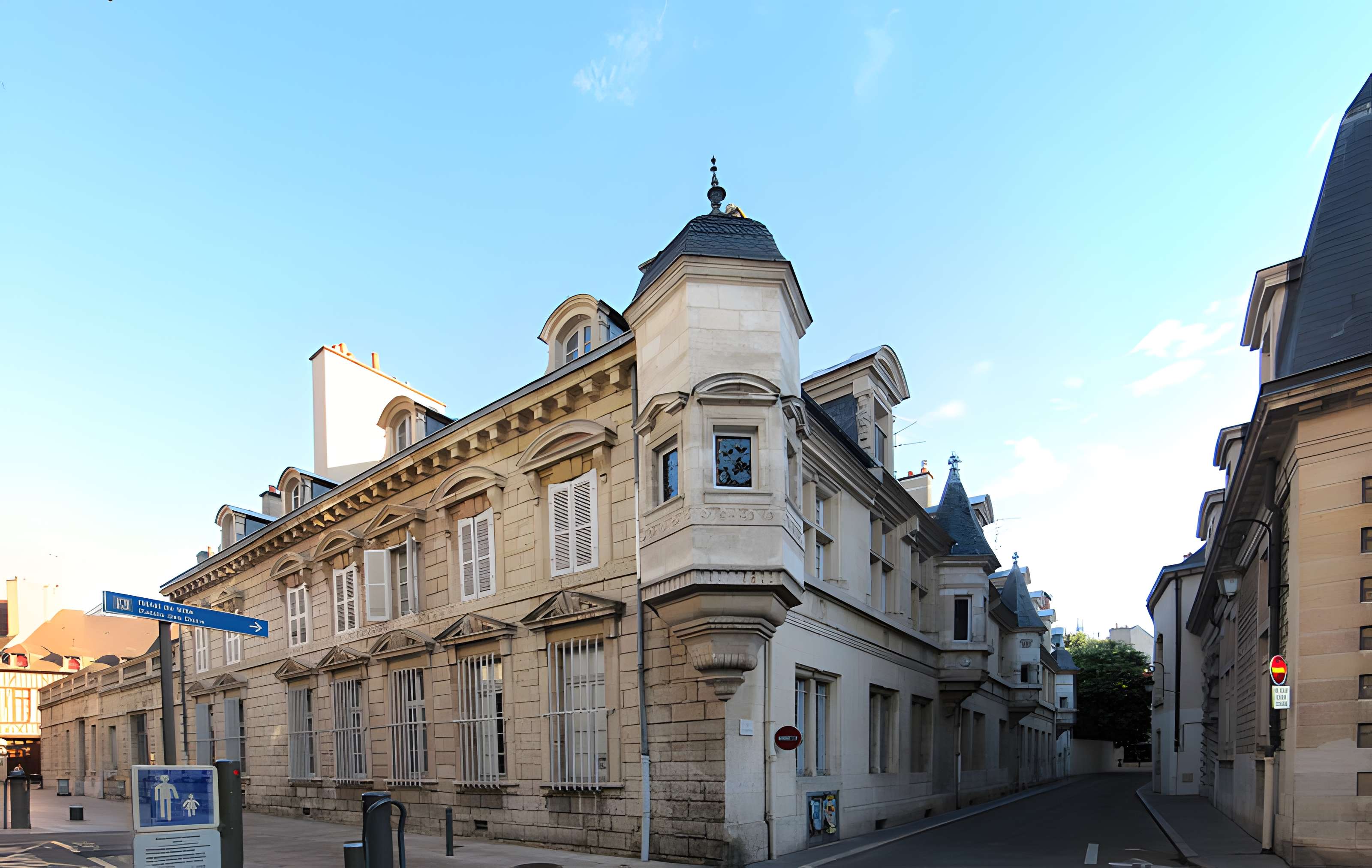 Hôtel Legouz de Gerland à Dijon